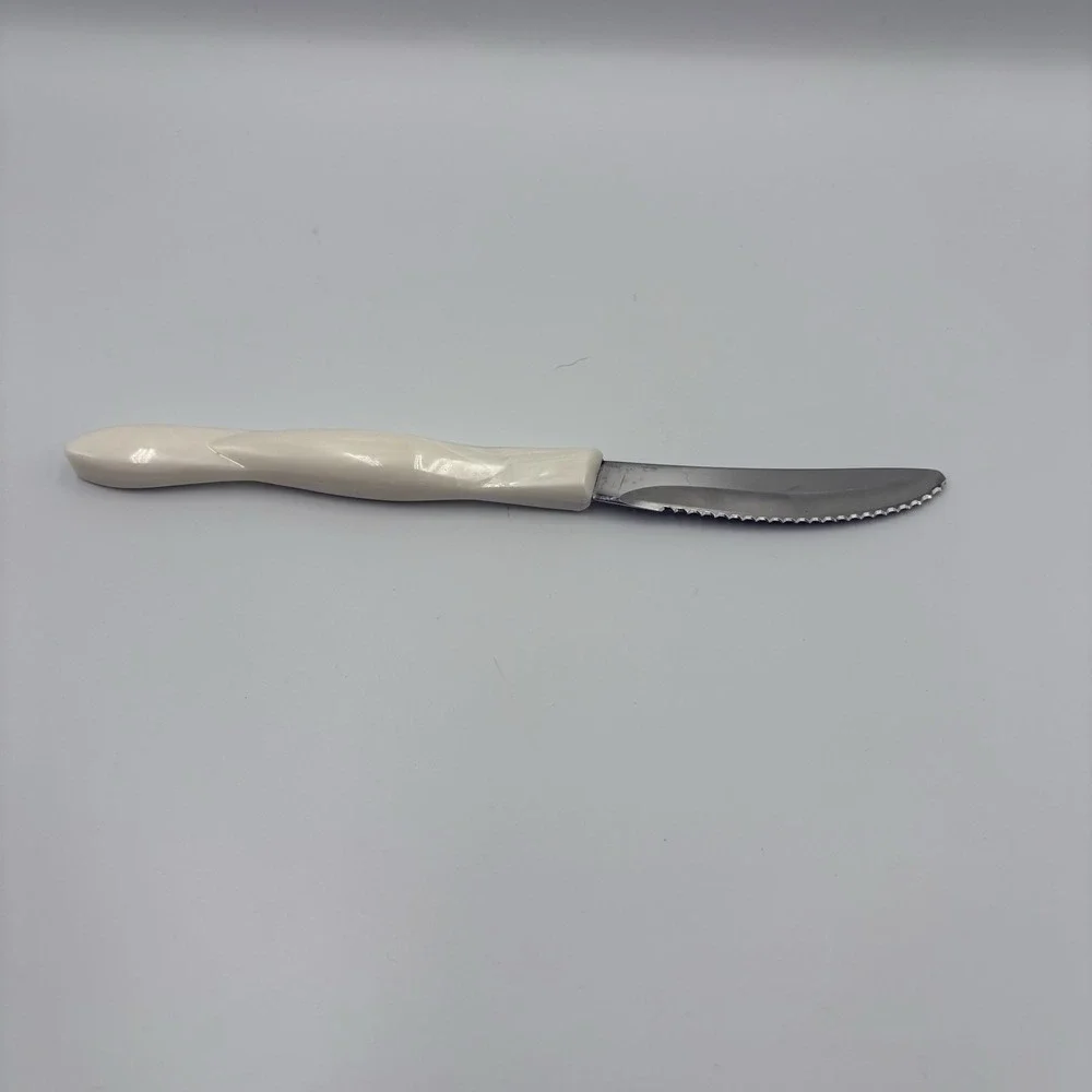 Cutco 1759 Table Knife Pearl White Handle Serrated Steak Knife Made In USA